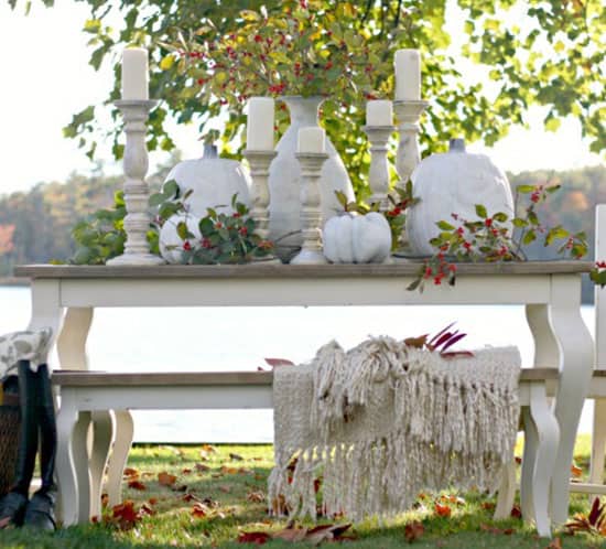 outdoor thanksgiving table