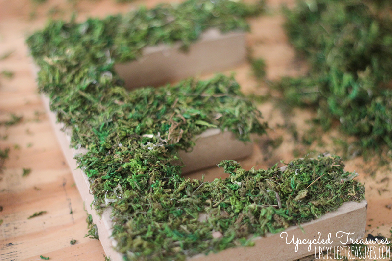 How to Create Floating Moss Letters for your Wedding Reception! Add a whimsical touch to your big day with this DIY wedding project! MountainModernLife.com