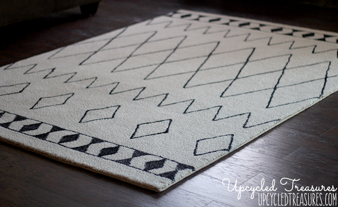 Can you believe this was done using a sharpie? Check out how you can create a DIY Sharpie Rug to match your very own style! UpcycledTreasures.com