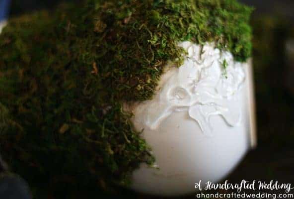 Check out this amazing Moss Covered Vase. Incorporate moss into an outdoor, rustic, romantic or woodland inspired wedding. MountainModernLife.com
