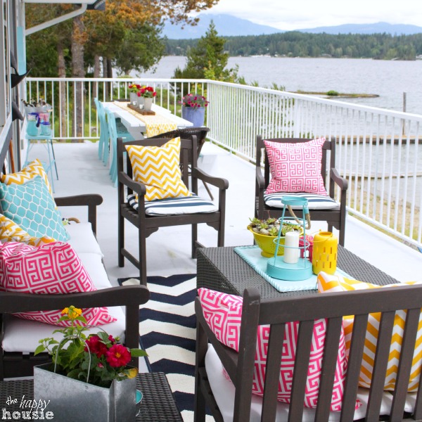 All-Decked-Out-for-Summer-Our-Summer-Deck-at-The-Happy-Housie-whole-deck