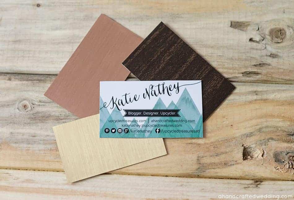 Want to add some flare to those wedding invitations? Check out how to add Gold to DIY Wedding Invitations | MountainModernLife.com