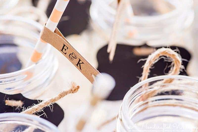 Looking to decorate the beverage containers for your wedding? Check out these amazing DIY Drink Tags + FREE Printable | MountainModernLife.com