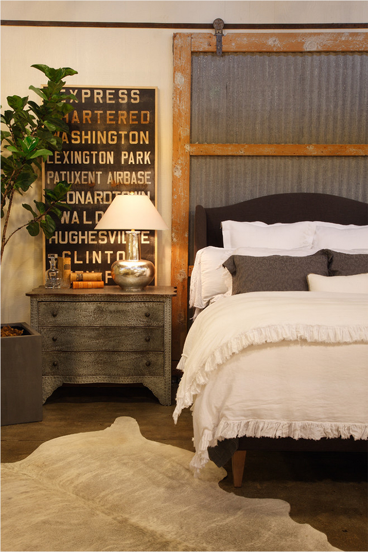 DIY Rustic Headboard withg Wood and Corrugated Tin | upcycledtreasures.com