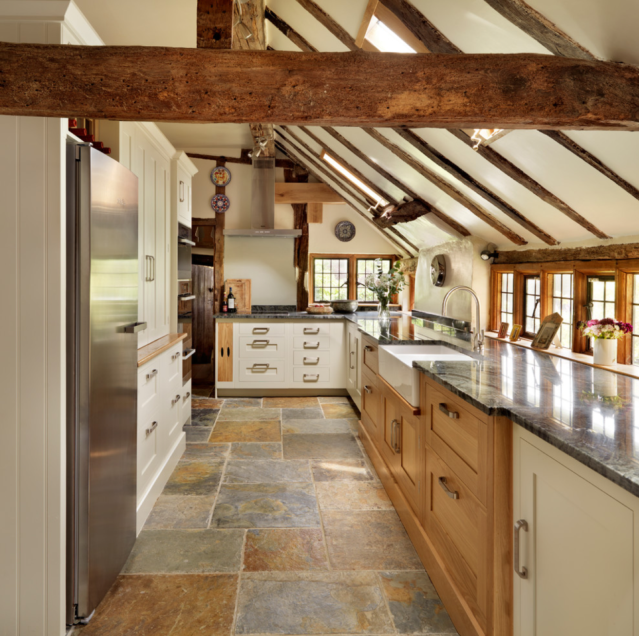 Stunning Kitchen Designs with 2-Toned Cabinets | Shaker Farmhoue Kitchen via Houzz from Harvey Jones Kitchens