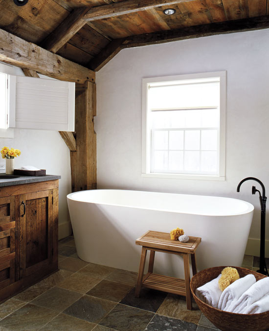 Rustic Modern Bathroom Designs | Photography by Eric Piasecki via Style at Home 