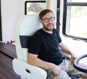 white-and-gray-two-toned-painted-rv-captains-chair-mountainmodernlife.com-550x498