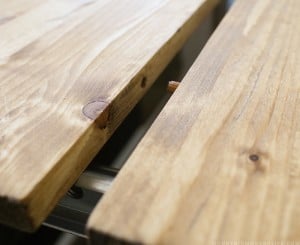 building diy expanding table with wood dowels
