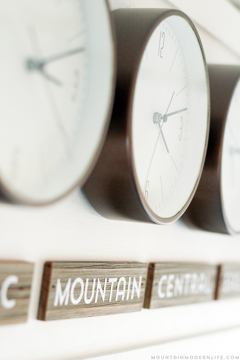Looking to add a bit of wanderlust to your home? See how easy it is to create your own time zone clocks. MountainModernLife.com