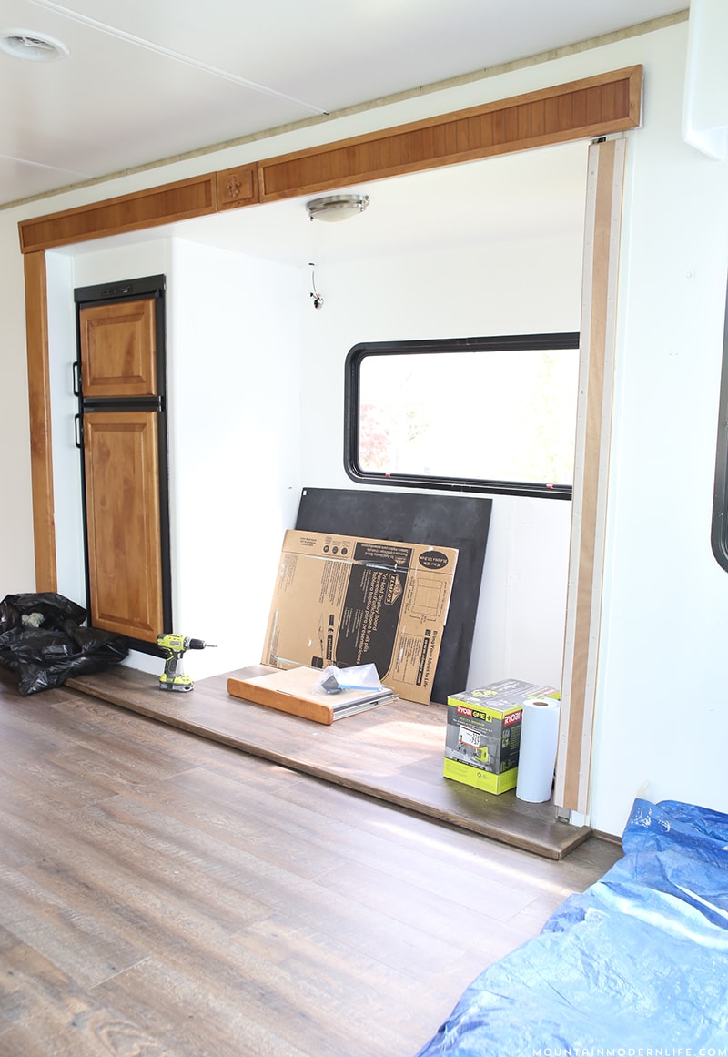 Looking for ways to add rustic character to your motorhome? Why not update the RV slide-out moulding? It's easier than you think! MountainModernLife.com