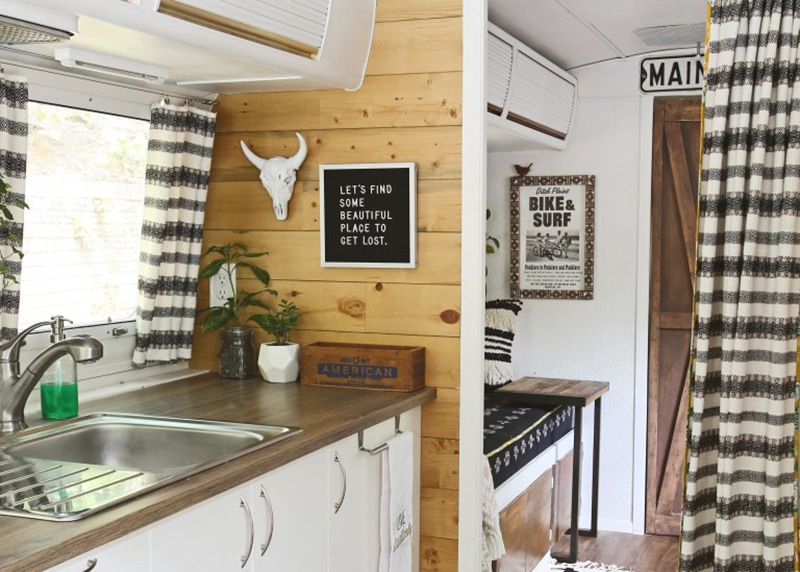If white paint, various wood tones, and lots of texture is your thing, you'll love these rustic camper remodels! Photo Source: Mavis the Airstream