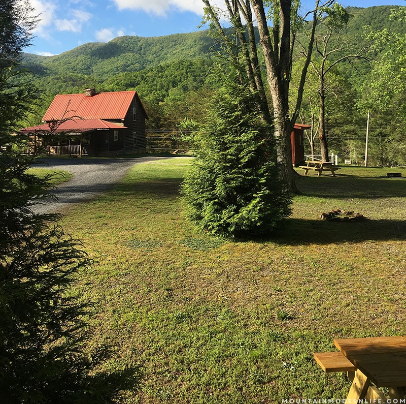 Looking for an RV Park nestled in the Blue Ridge Mountains of Northern Georgia? Check out Mountain View Campground in Hiawassee, Georgia!