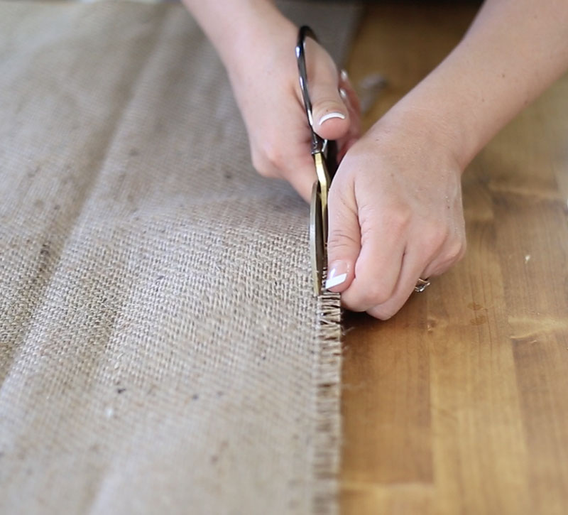 Looking for ways to add warmth and texture to your home or RV? See how easy it is to make burlap roller shades! MountainModernLife.com