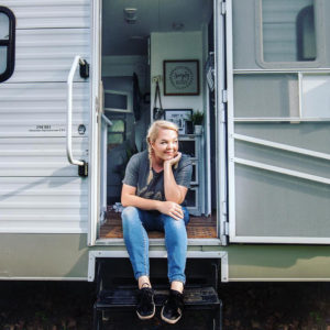 (Camper) Design Vibes Featuring LovetheTinyLife -See how a family of 3 lives in this renovated travel trailer!