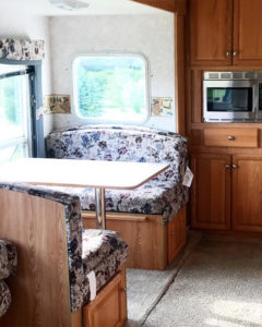 Tour this kid-friendly modern rustic camper created by a husband and wife design team, @Joinery&DesignCo! Featured on MountainModernLife.com #camperreno #campermakeover #camperremodel #tinyhometour #modernrustic