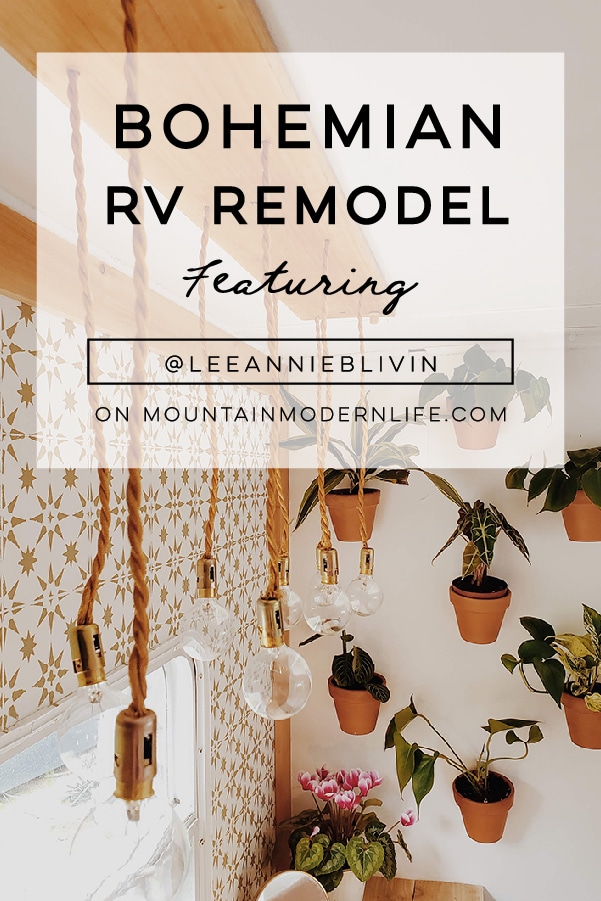 The interior of this bohemian 5th wheel is a botanical wonderland! Featuring @leeannieblivin on mountainmodernlife.com 