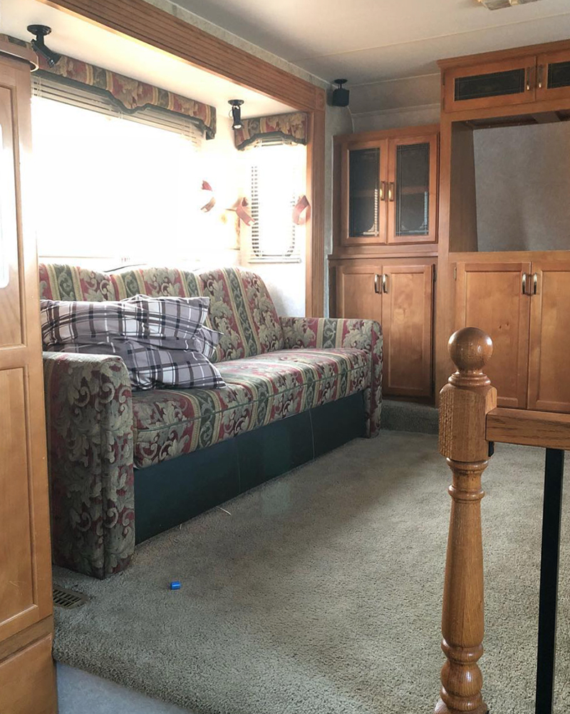Outdated RV before reno from from @fifthwheelfarmhouse