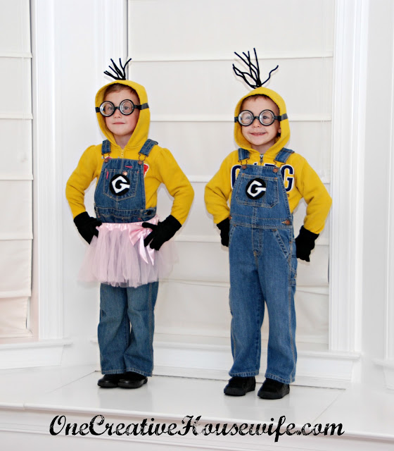 If you are looking for a Halloween Costume, take a look at this list of 25 Last Minute DIY Halloween Costume Ideas. UpcycledTreasures.com