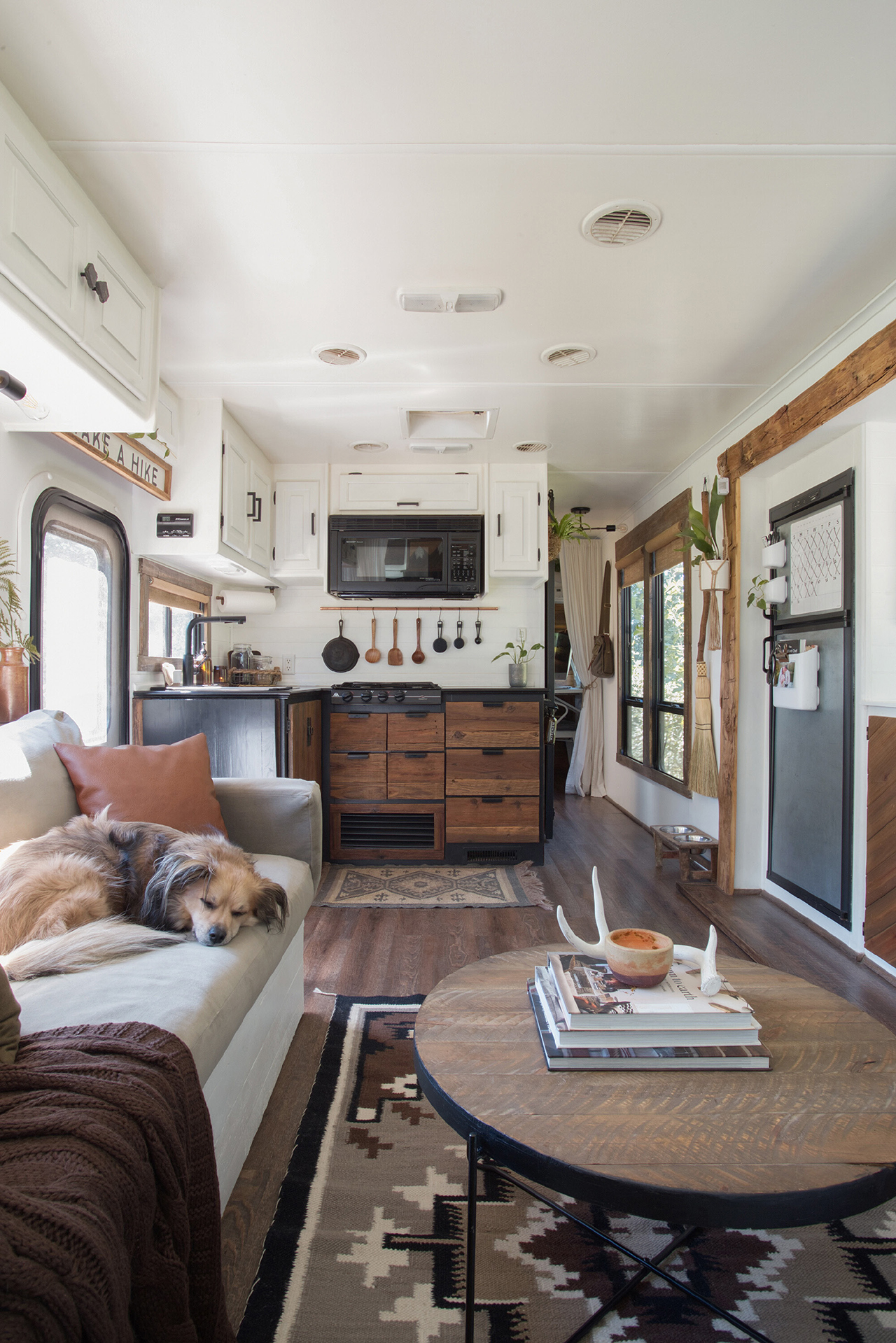 How to Paint the Walls of Your RV